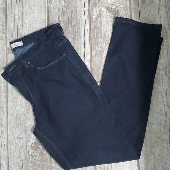 Perry Ellis Jean's - Picture 2 of 8